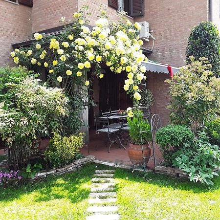 B&B La Rosa Gialla Maranello Buitenkant foto